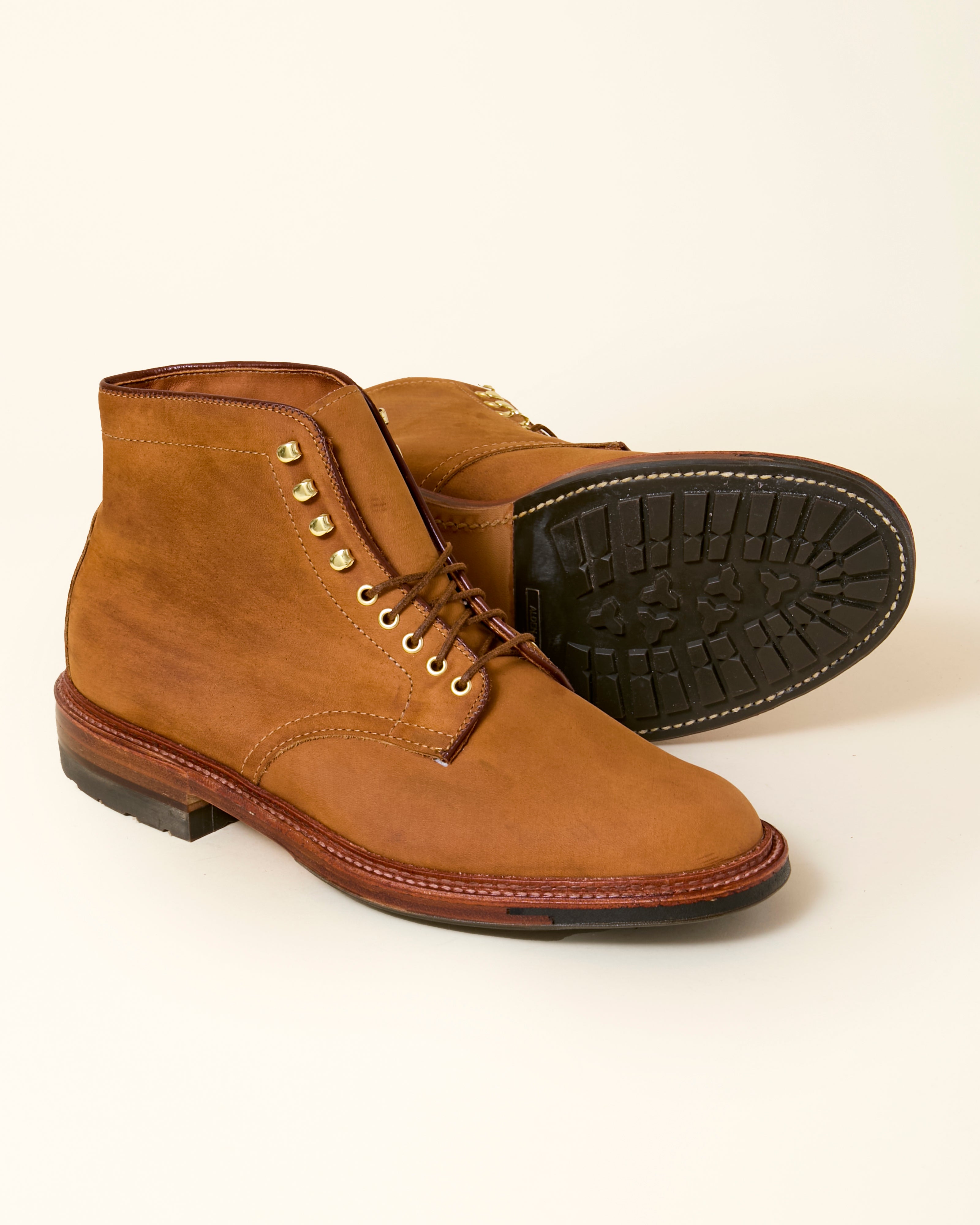 "Yakima" Plain Toe Boot in Tan Smooth Chamois, Trubalance Last