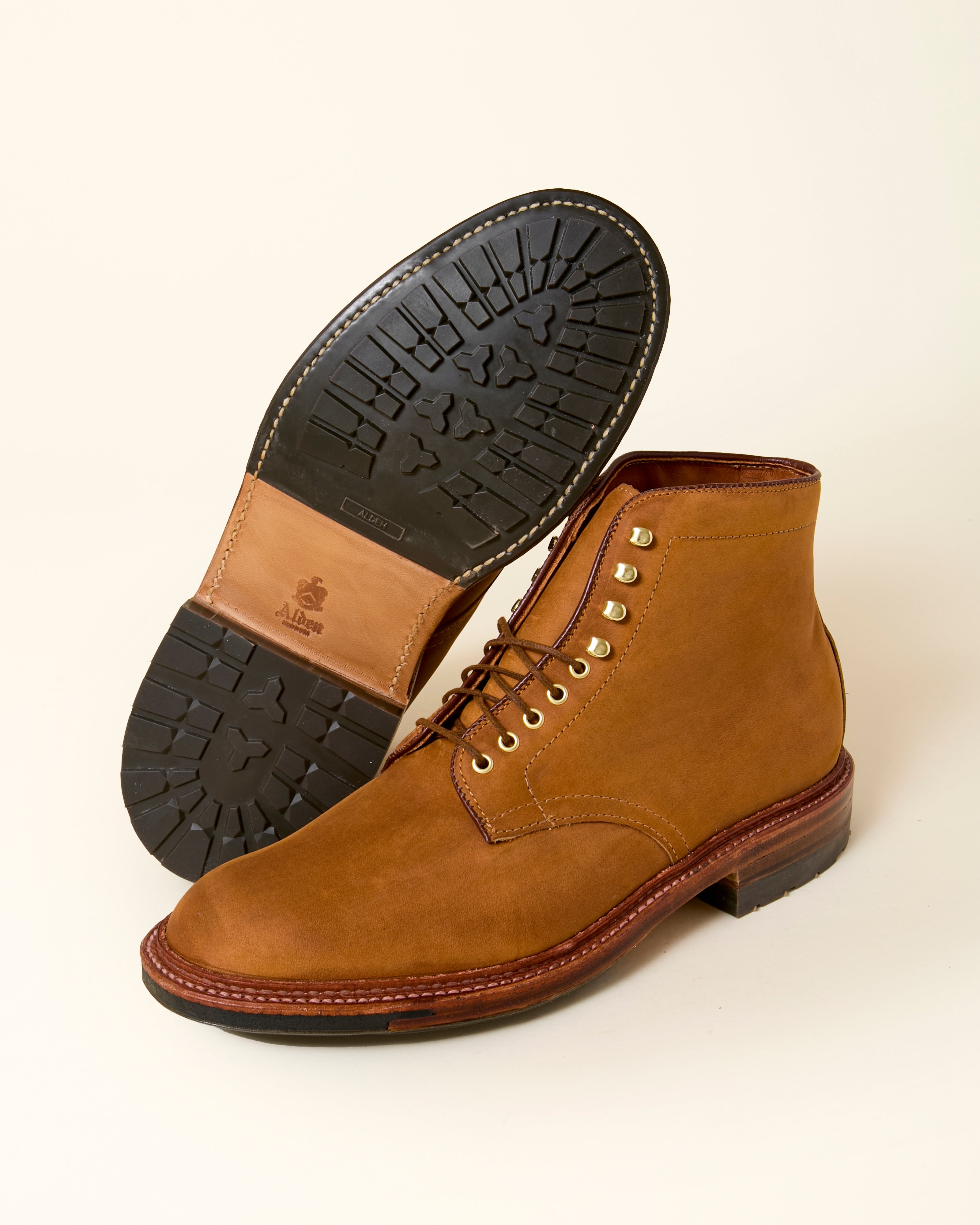 "Yakima" Plain Toe Boot in Tan Smooth Chamois, Trubalance Last