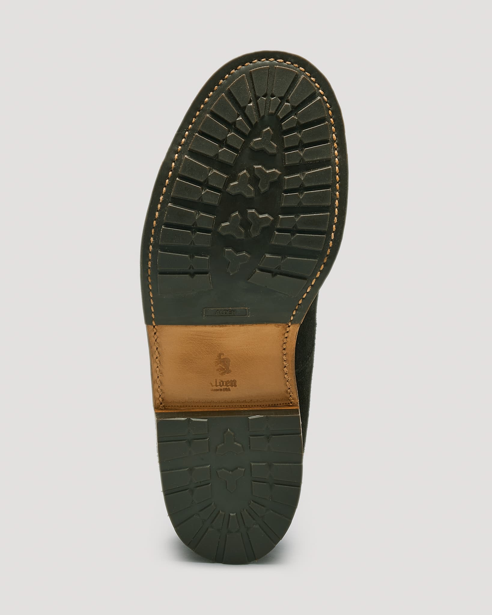 "Orcas" Indy Shoe in Earth Reverse Chamois, Trubalance Last