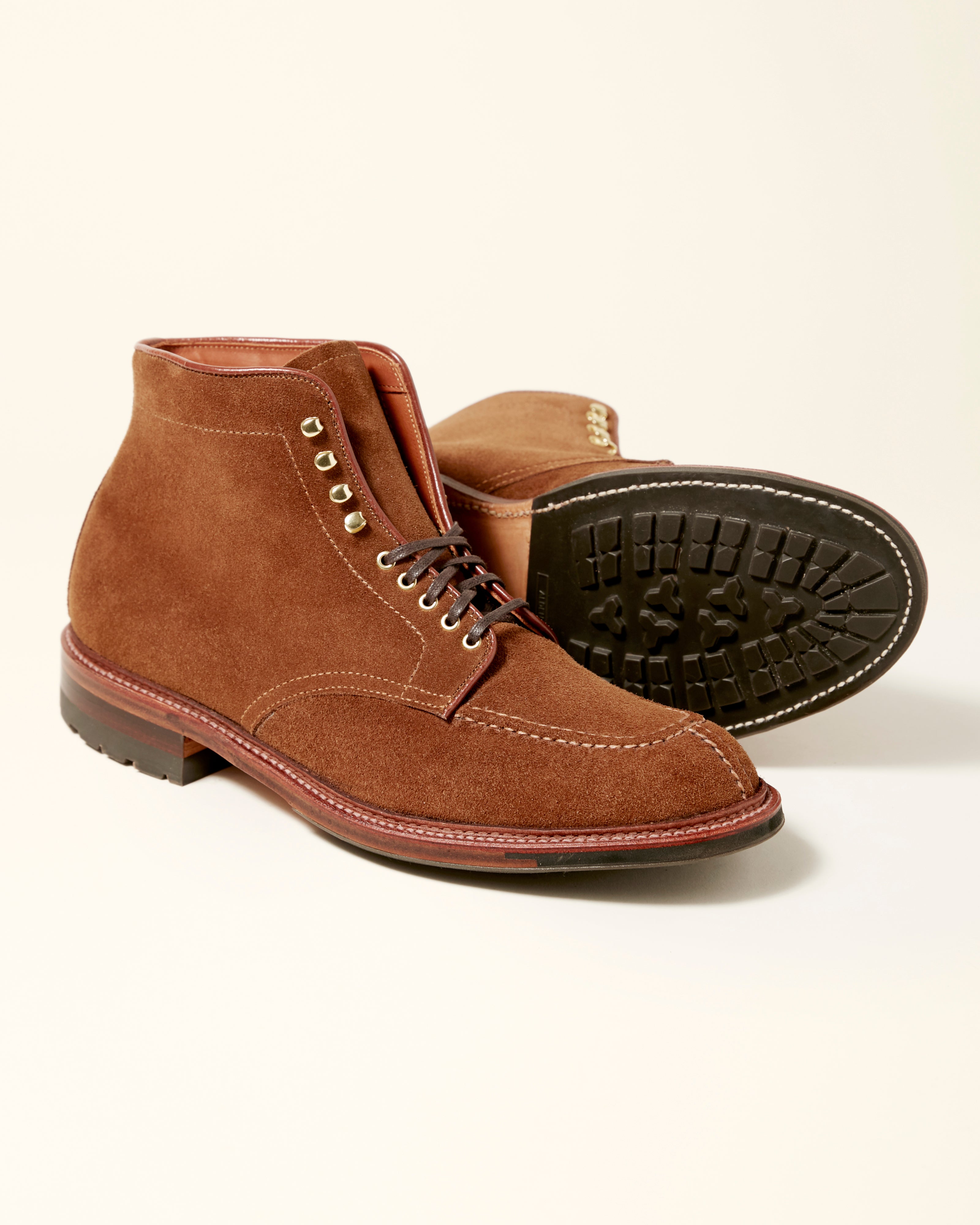 "Depano" Handsewn Norwegian Front Boot in Snuff Suede, Trubalance Last