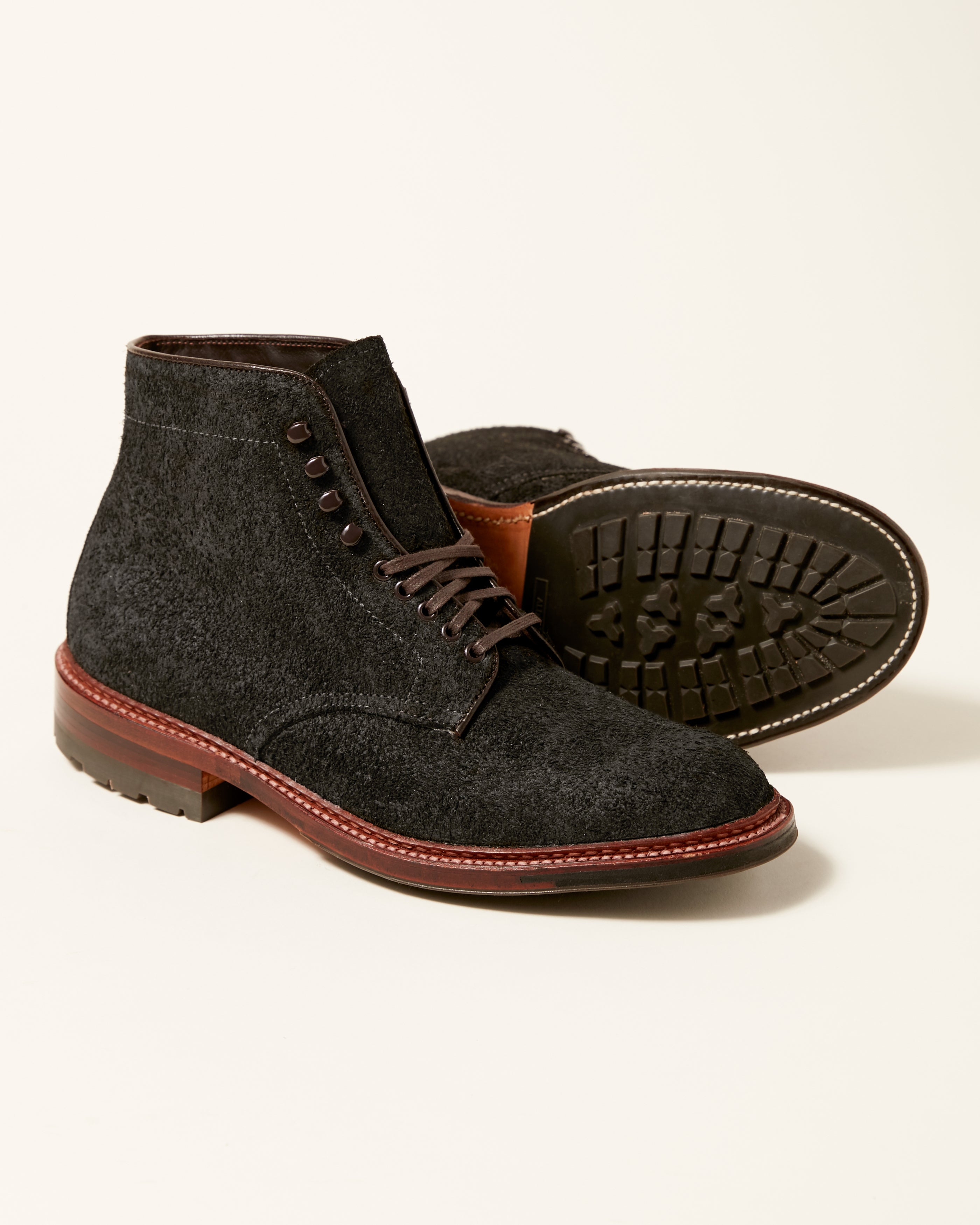 "Skagit Valley" Plain Toe Boot in Earth Reverse Chamois, Trubalance Last