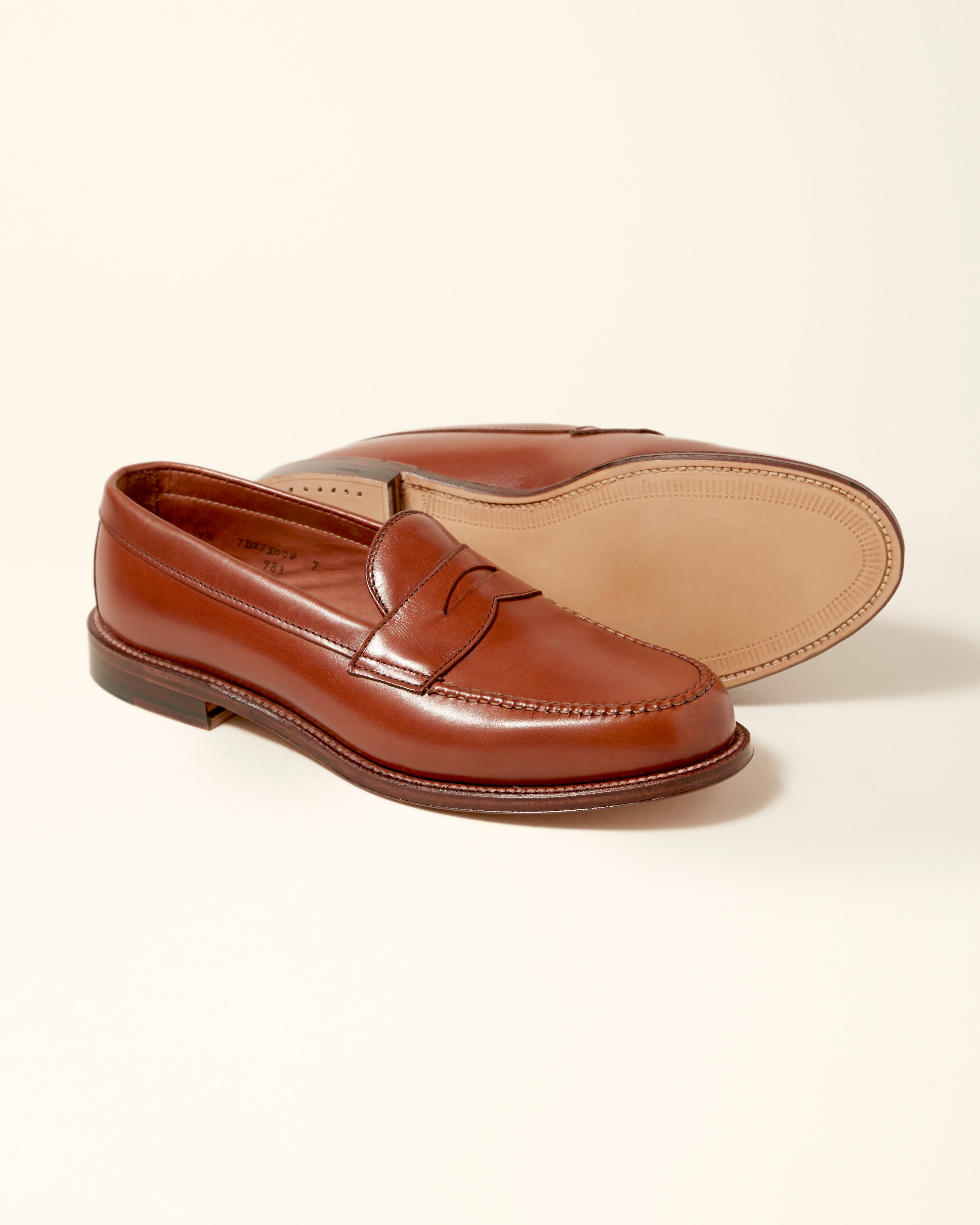 983 Leisure Handsewn Loafer in Burnished Tan, Van Last